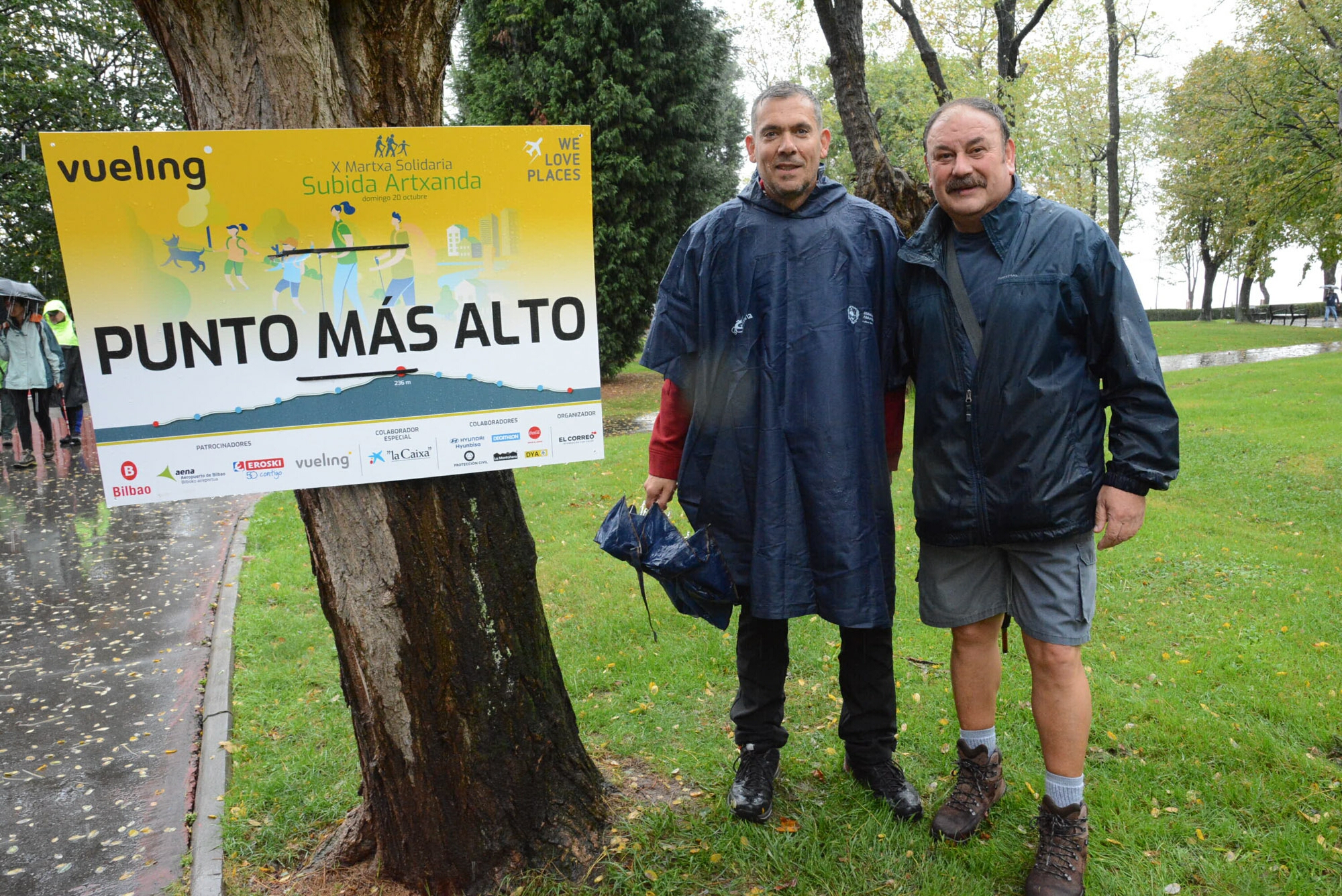 Foto 35 de la avituallamiento y mirador - Galería de la Subida a Artxanda 2019